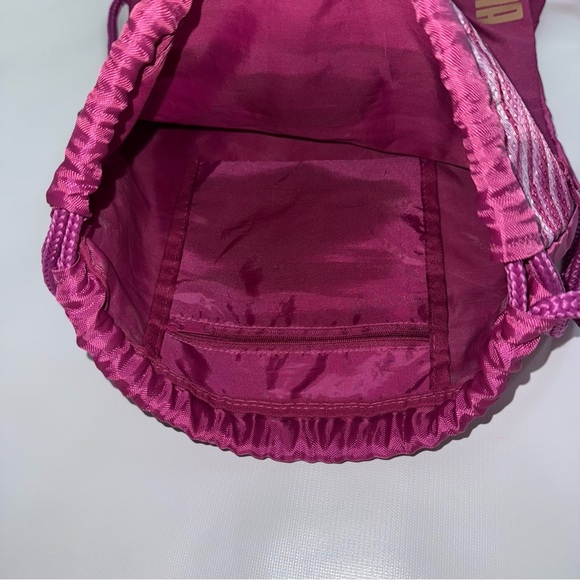 Puma Pink Drawstring Bag outside zipper pocket 1 inside zip pocket - Picture 4 of 8